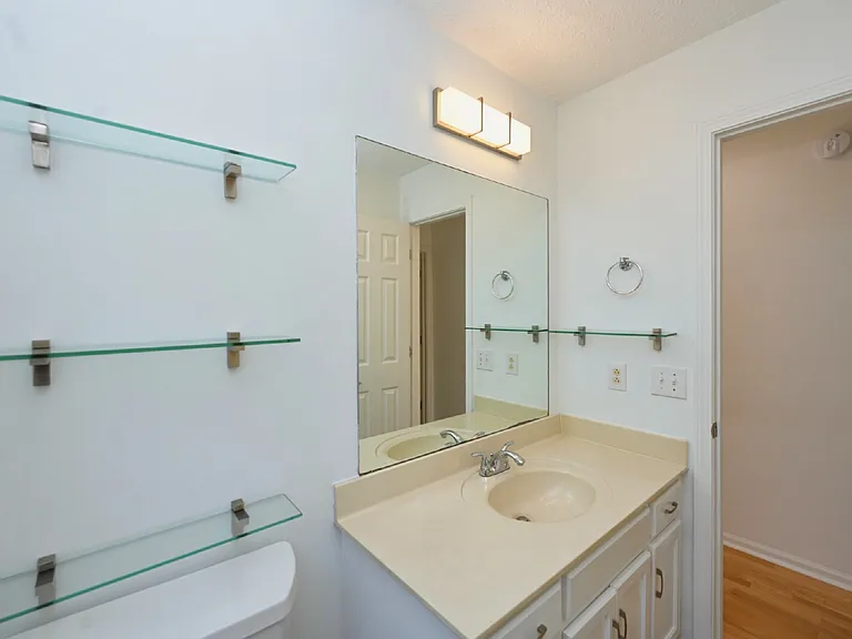 164 W Harbor Dr — Photo 27