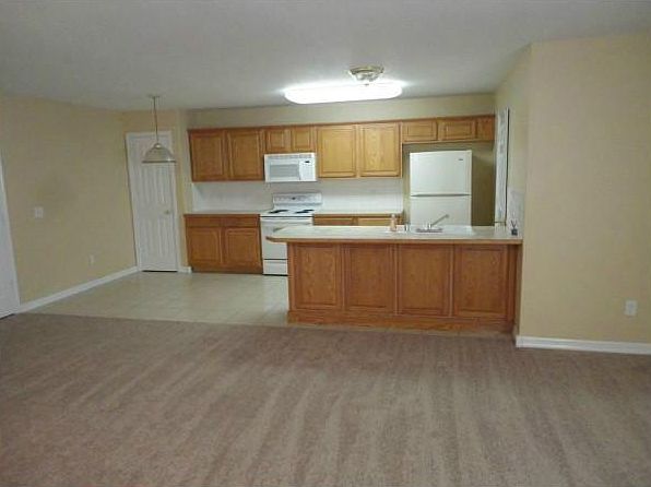 1st image of 910 NW A St APT 1