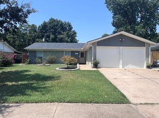 1716 Barron Ln, Fort Worth, TX 76112