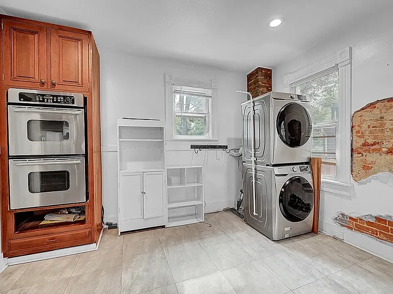 2125 E 13th Ave — Photo 28
