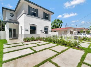 902 SW 65th Ave, Miami, FL 33144