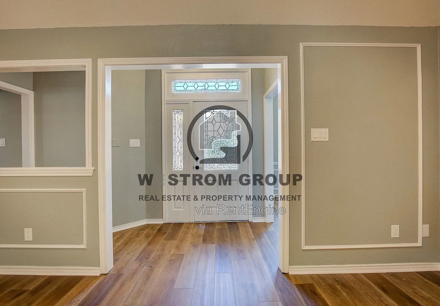 4 bed, 2.5 bath, 2256 sqft, $3,445 — Photo 4