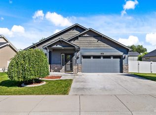 1320 W Penelope St, Kuna, ID 83634