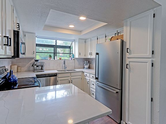 4th image of 5125 W 73rd Ave