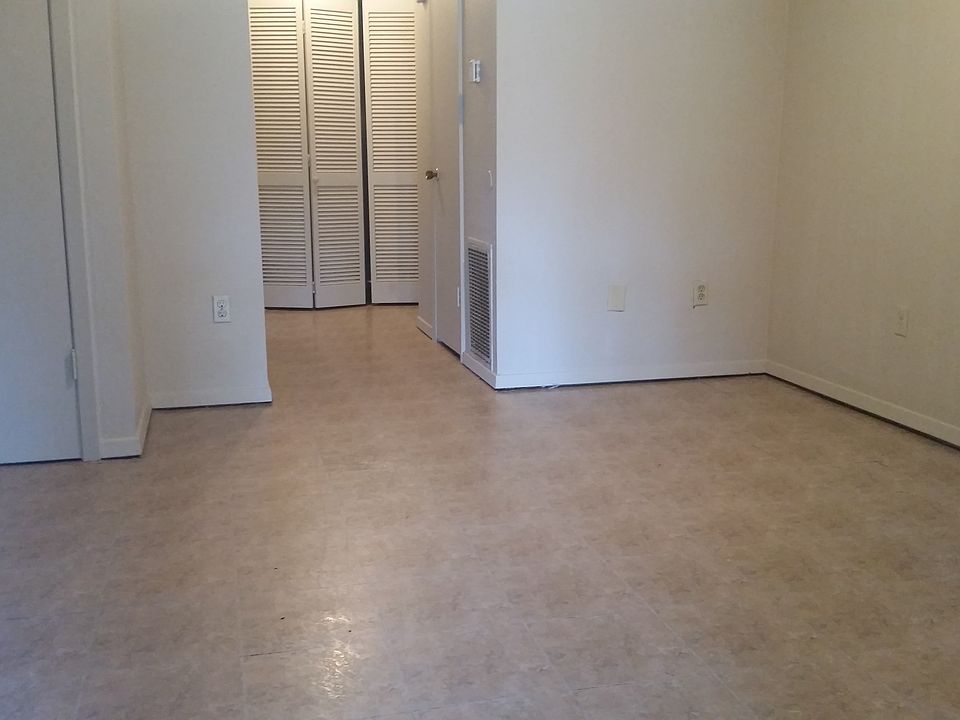 102A Parkview Dining Rm_12212015