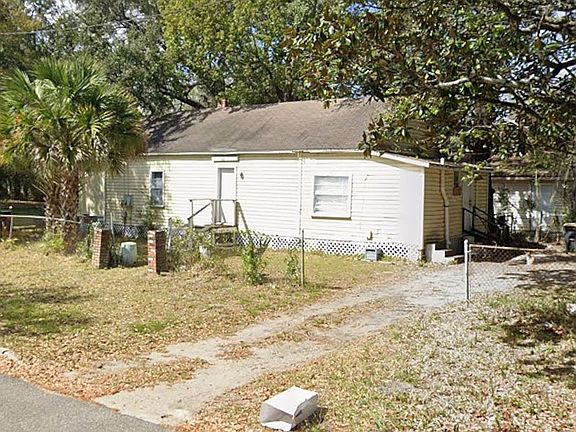 2nd image of 1105 Palmetto St