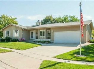 209 Lynn Ct, Altoona, IA 50009