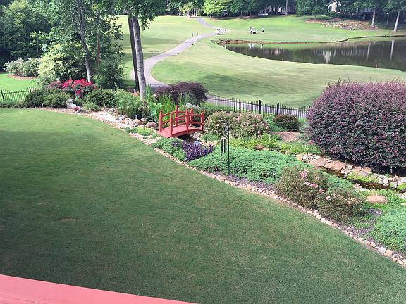 2nd image of 285 Northcrest Dr