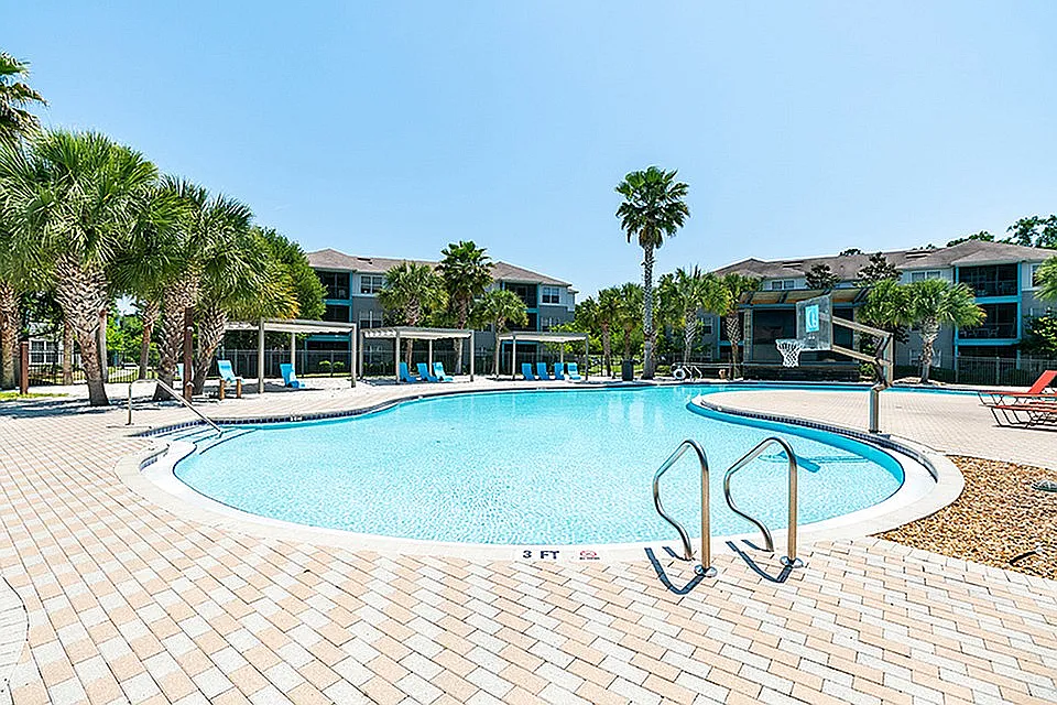 Cabana Beach Gainesville — Photo 1