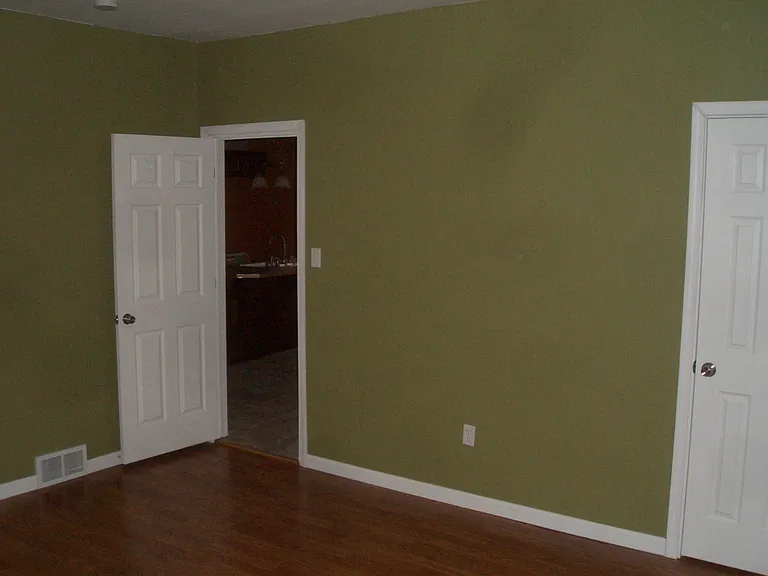 12010 Paul Ave — Photo 7