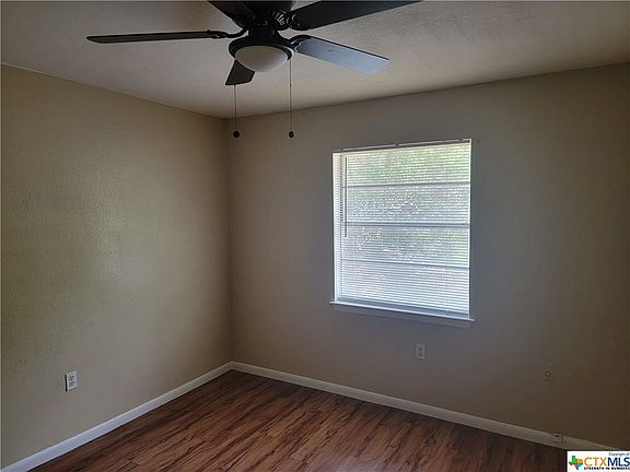 4th image of 1302 Brown Dr #D