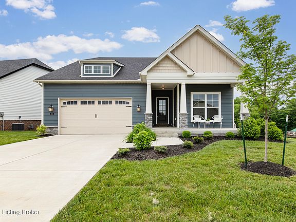 2nd image of 2811 Alder Wood Ln