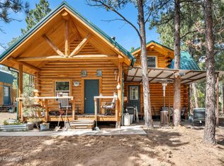 100 Hughes Ranch Rd, Moorcroft, WY 82721