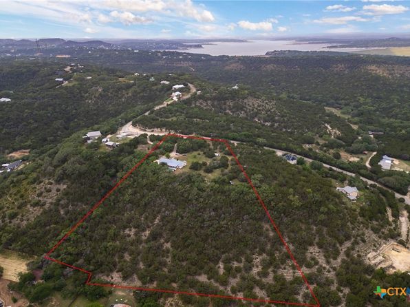 3010 Skyline Dr, Canyon Lake, TX 78133