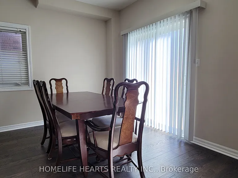 43 Turquoise Cres — Photo 8