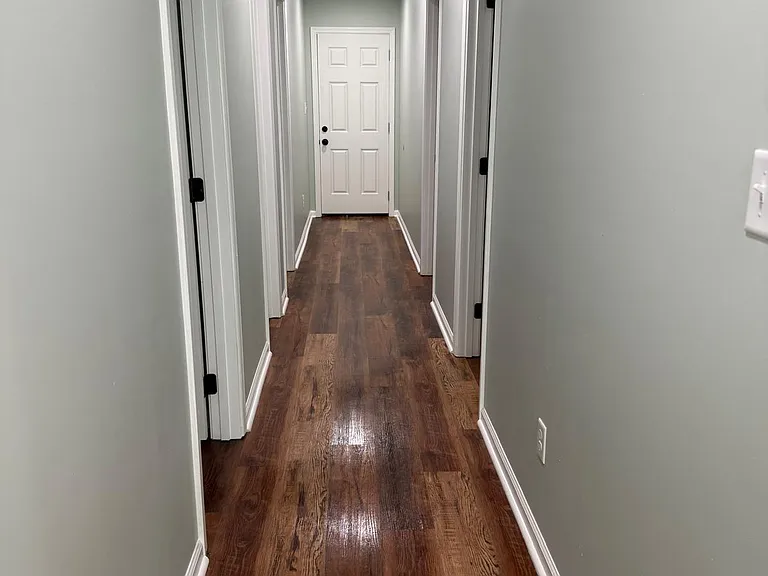 2264 Malone Ave — Photo 3