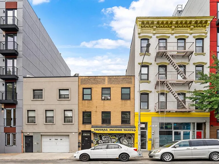 471 Grand St #2 — Photo 9