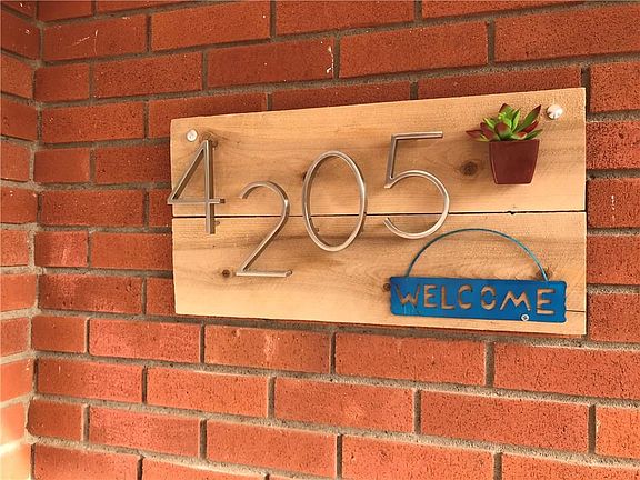 4th image of 4205 Perth Dr