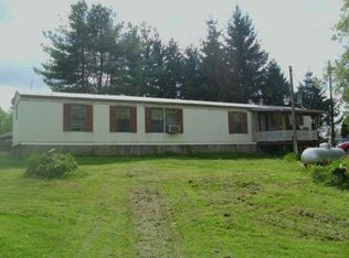 39551 Dyne Rd, Centerville, PA 16404