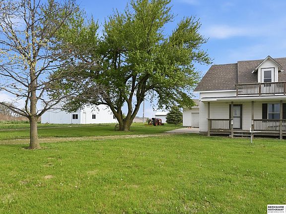 5th image of 2416 F Rd