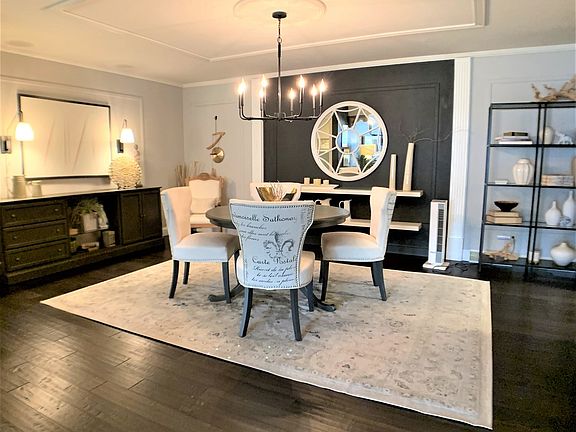 5th image of 5 Saint Moritz Dr Unit 102