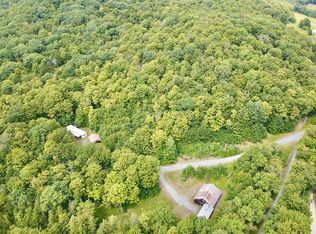 52 Maple Hill Rd, Thetford Center, VT 05075