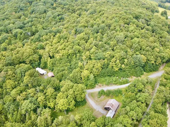52 Maple Hill Road, Strafford, VT 05075