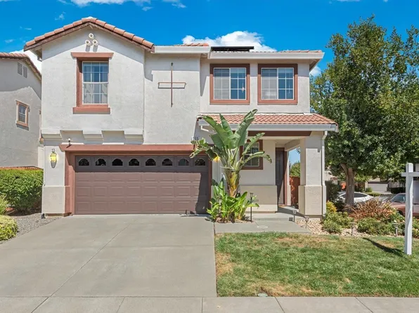 300 Torrey Pines Court, Vacaville, CA 95687