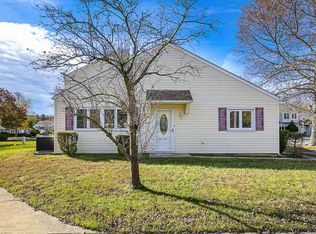 9 Caribbean Ct, Barnegat, NJ 08005
