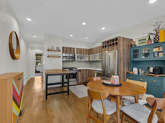 3rd image of 289 13th St APT 2R