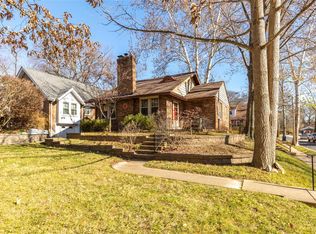 800 Webster Ct, Saint Louis, MO 63119