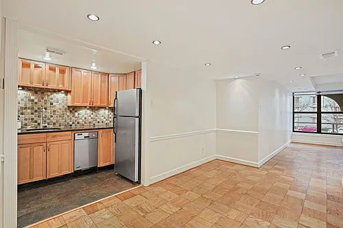 2501 K St NW #1B Photo 1 2501 K St NW #1B Photo 1