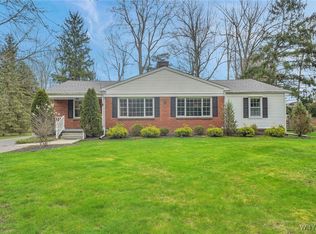 305 Paradise Rd, East Amherst, NY 14051