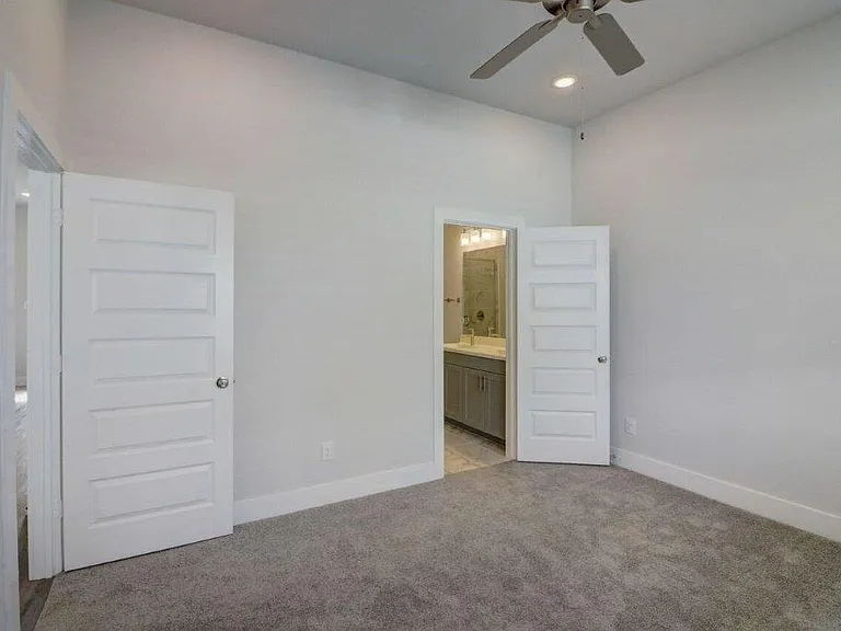 2501 Ascension Blvd — Photo 34