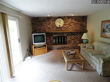 4th image of 27301 Pineview Dr