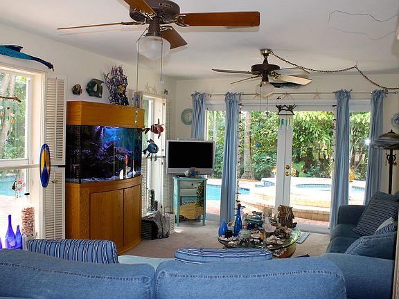 5th image of 1817 Admirals Way