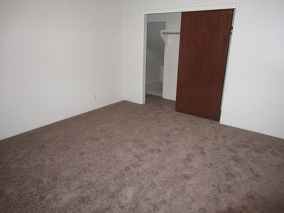 4th image of 25260 Prospect Ave APT 1