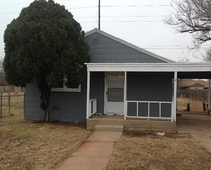 1st image of 3213 Erskine St