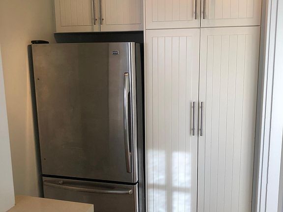 4th image of 2629 Lincoln Ave