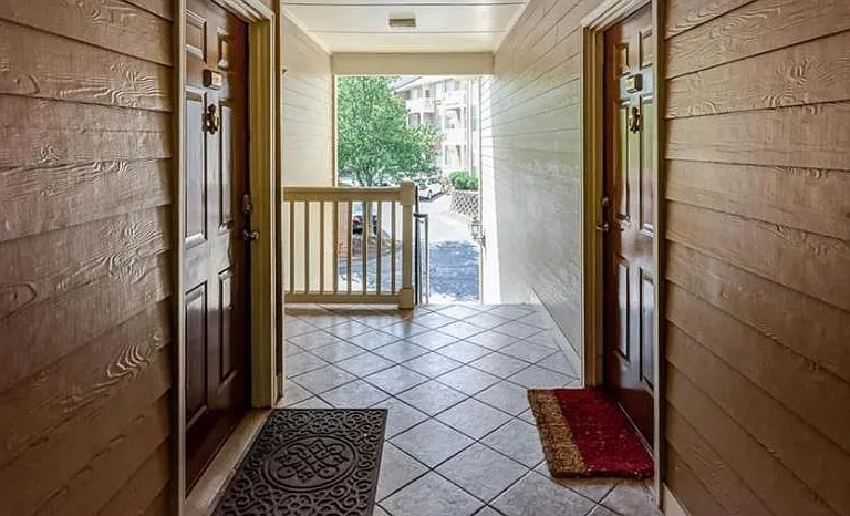 200 Renaissance Pkwy NE #106 — Photo 4