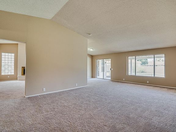 3rd image of 4416 N 102nd Dr