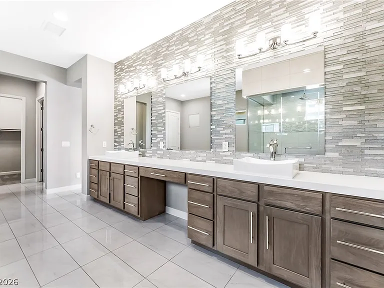 8477 Wolf Mountain Ct — Photo 16