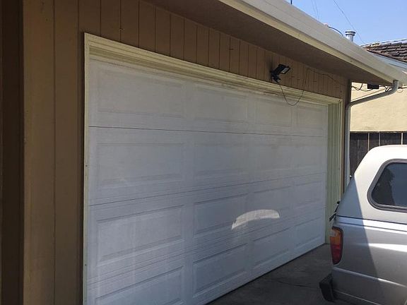 5th image of 10271 Shoreham Ct
