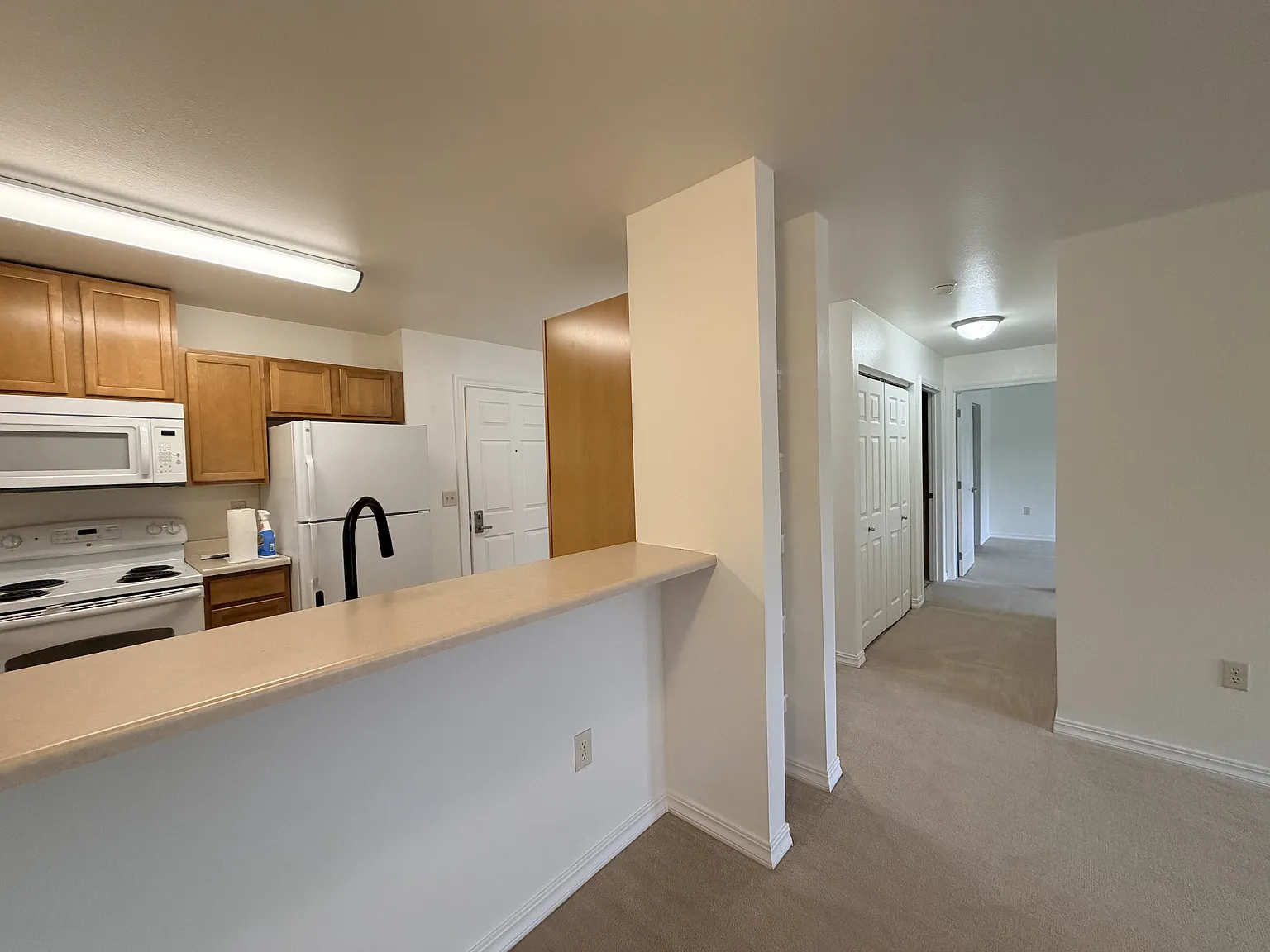 5 Avalon Ct — Photo 1