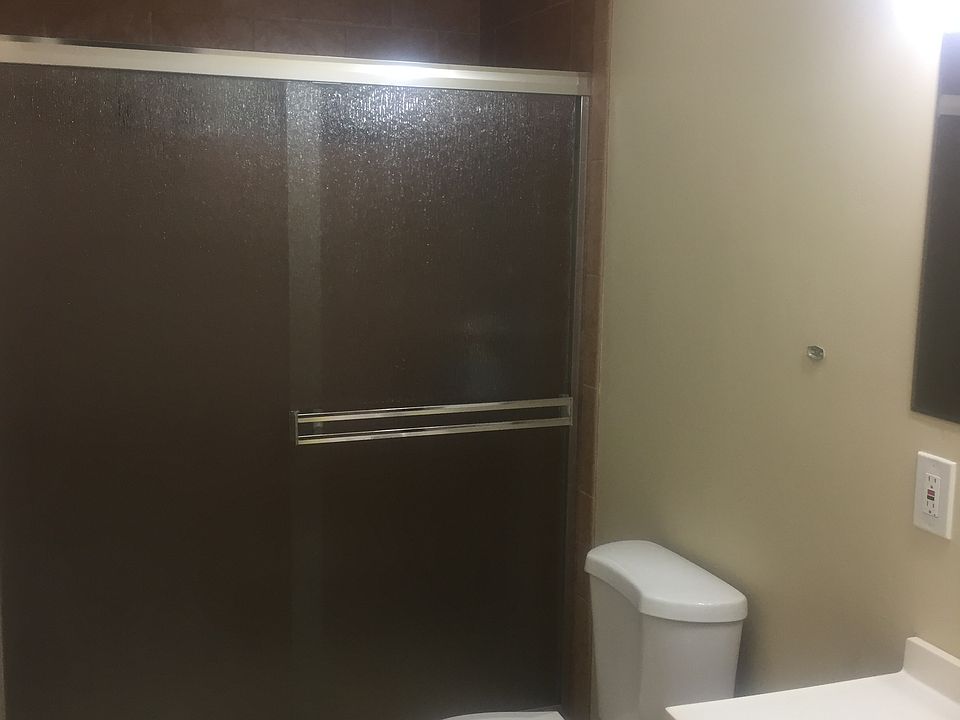 1 bathroom