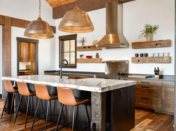201 Samaia Ct, Tabernash, CO 80478