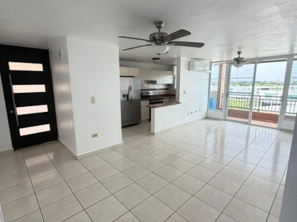 J314 Boulevard Pedro, Guaynabo, PR 00966