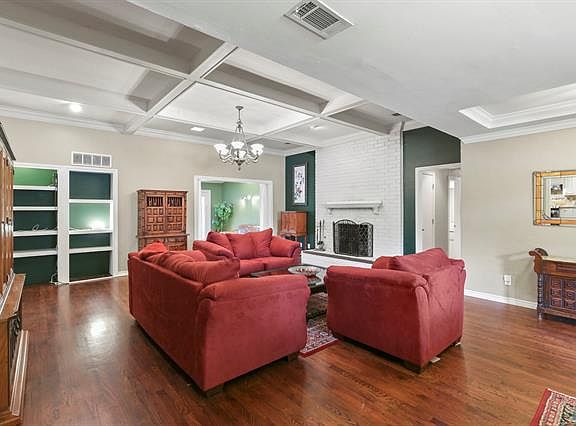 5th image of 501 Carleton Dr