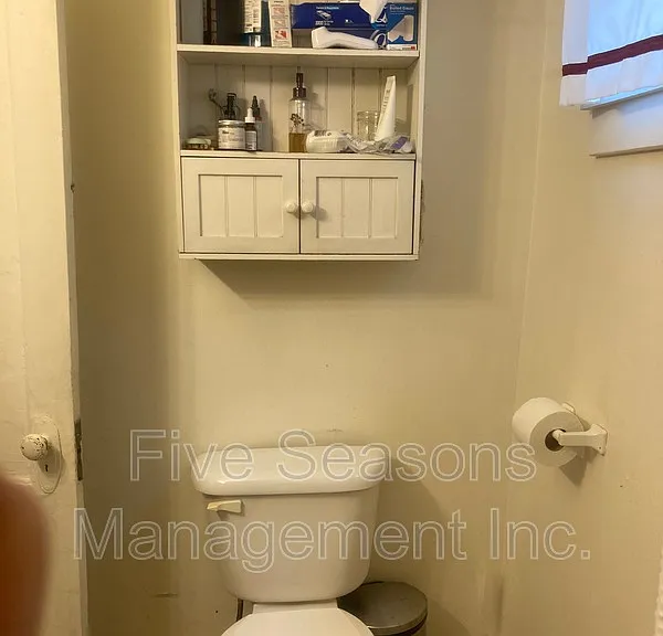 18-20 Hayward St #1 — Photo 23