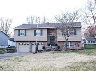 1762 Nova Ln, Youngstown, OH 44514